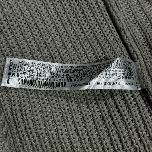 Zara Women's V-neck Sweater Vest - Picture 4 of 4